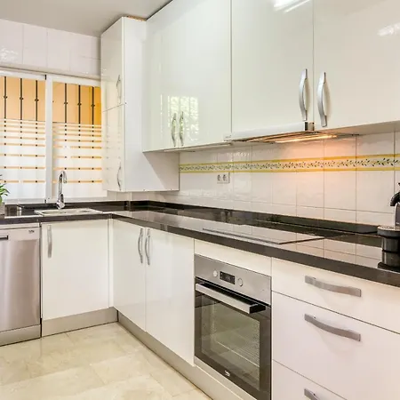 Hanami Puerto Alto Pa 1-6 * Estepona